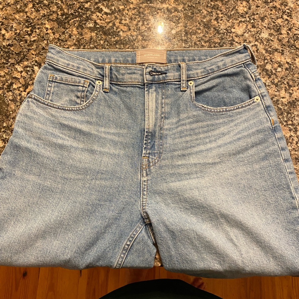 Everlane women’s light wash lean crop size 30
